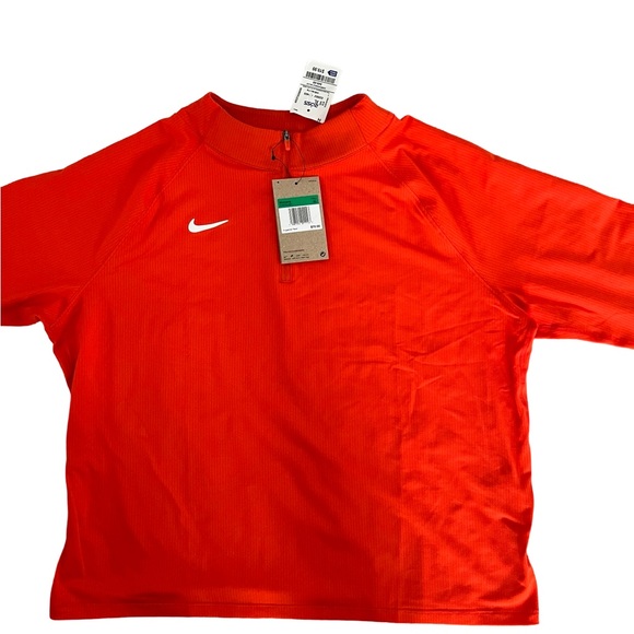 Nike NWT quarter zip woman’s top size XL - Picture 5 of 5